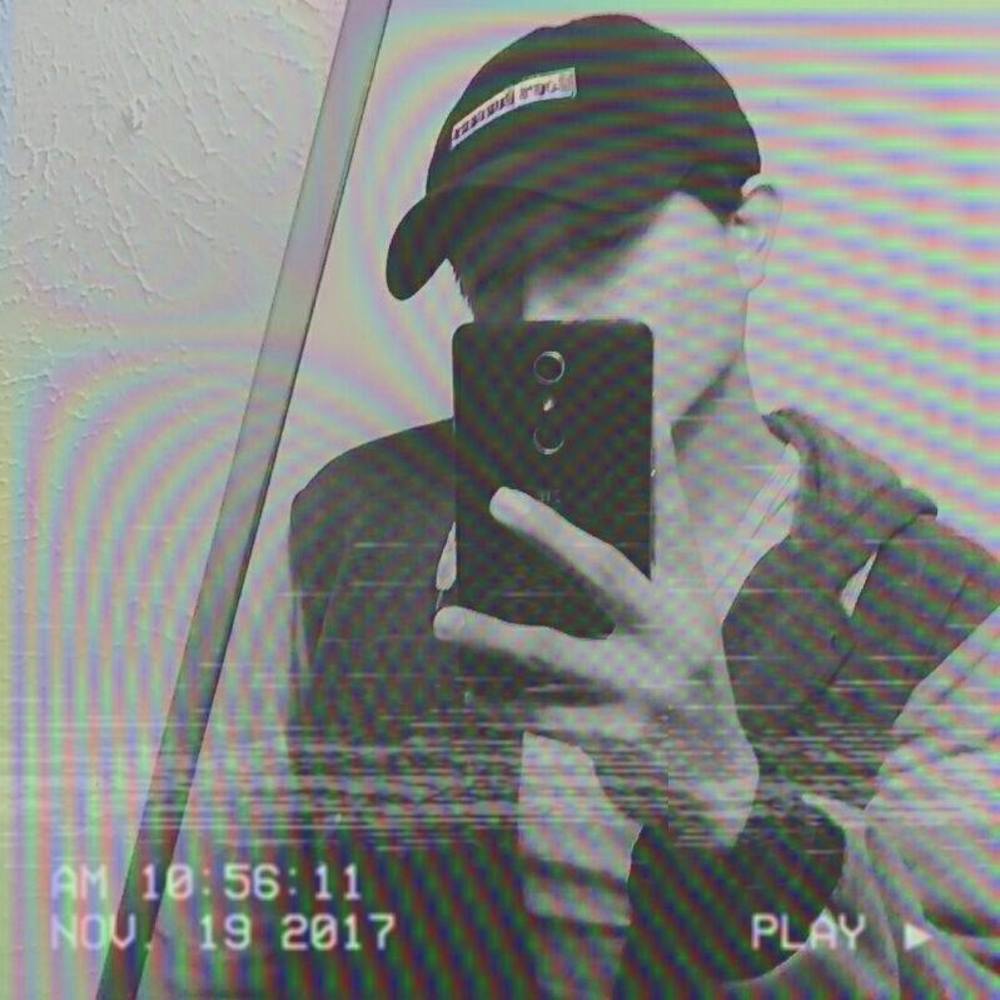 Meet your Posher, Alex